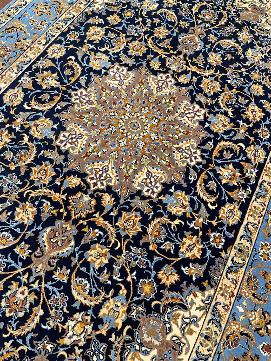 Bluya Isfahan Handmade Rug detail 2